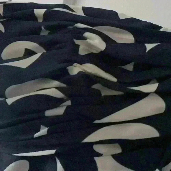 NWOT Ann Taylor navy and blue, wide strap tank with front ruching; size 14 - Picture 2 of 6